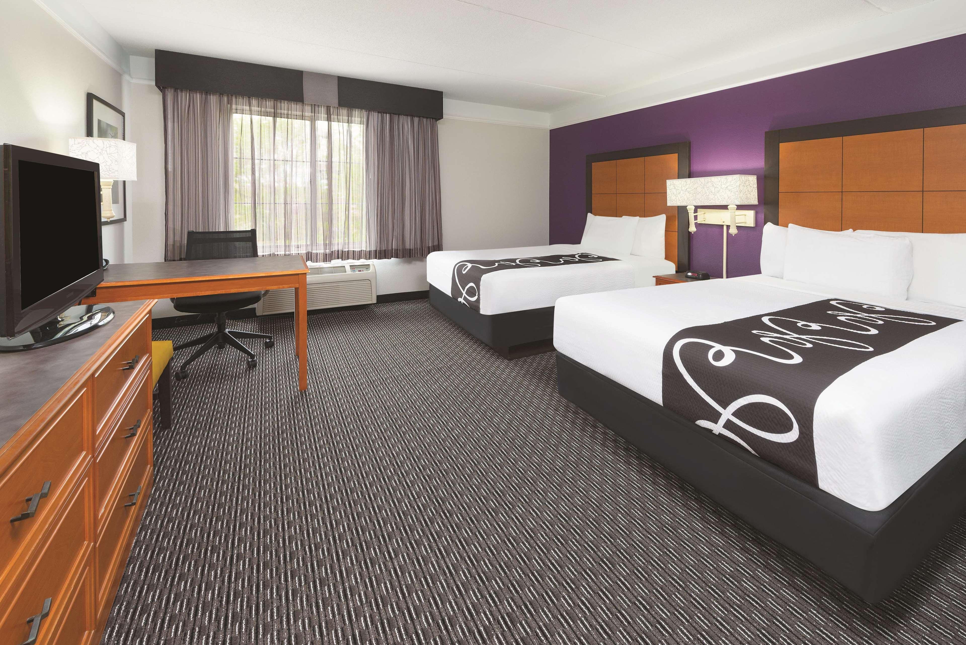 La Quinta By Wyndham St. Louis Westport Hotel Maryland Heights Exterior foto