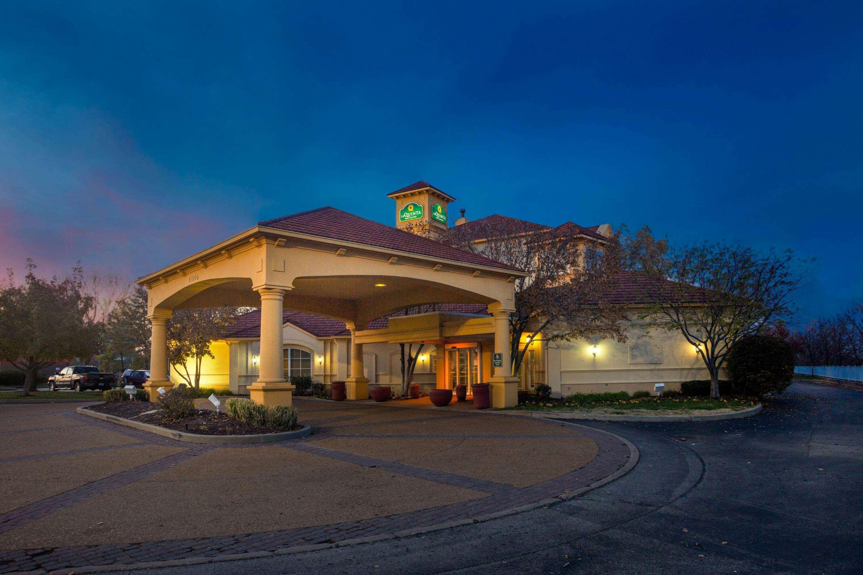 La Quinta By Wyndham St. Louis Westport Hotel Maryland Heights Exterior foto